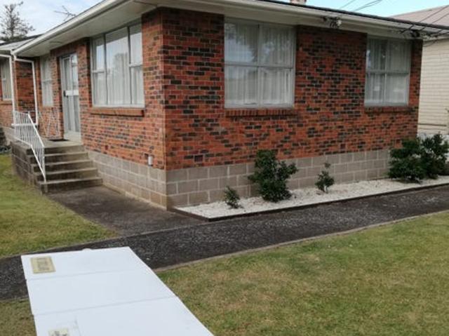 Mount Eden, 2 bedrooms