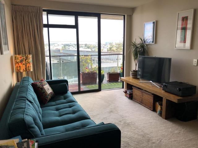 Mount Eden, 2 bedrooms
