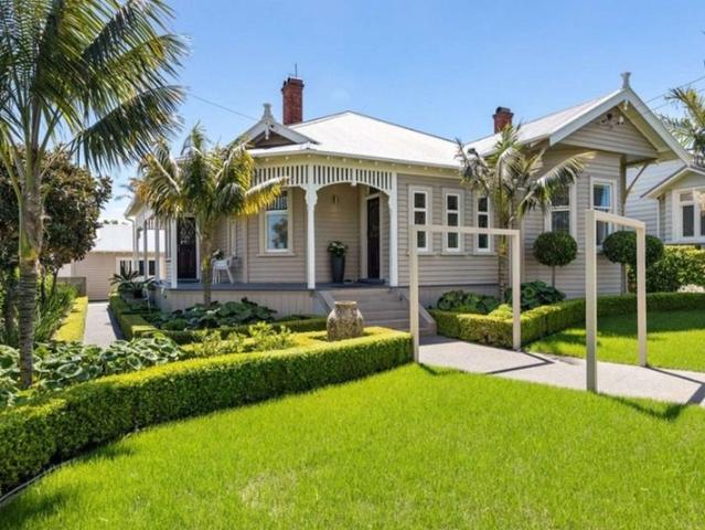 mount eden, 3 bedrooms