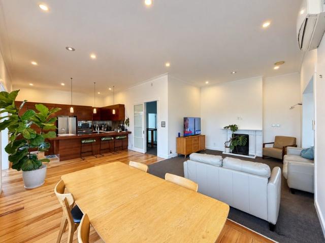 Mount Eden, 3 bedrooms
