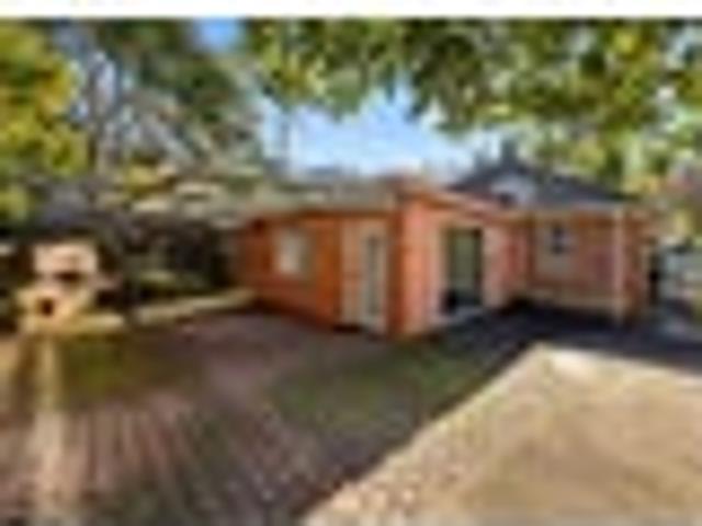 Mount Eden, 3 bedrooms, $795 pw