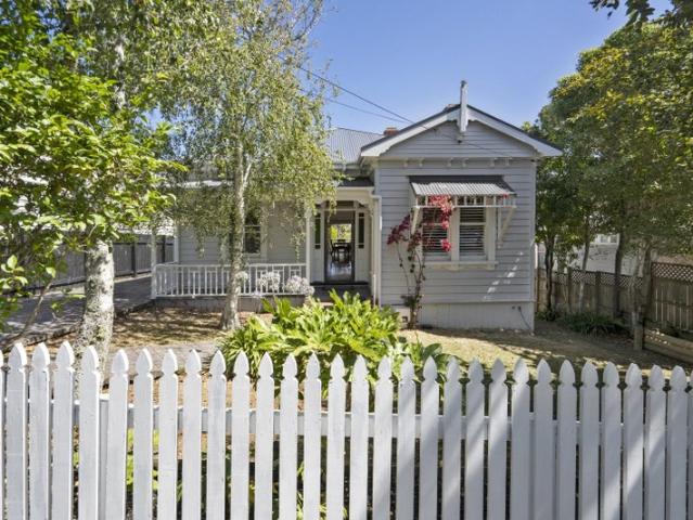 Mount Eden, 4 bedrooms