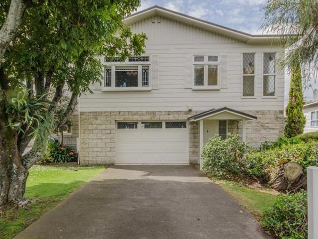 Mount Eden, 6+ bedrooms