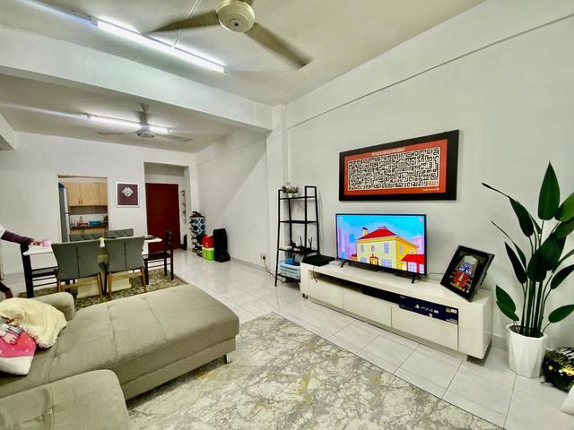 Mount Karunmas Condominium Balakong