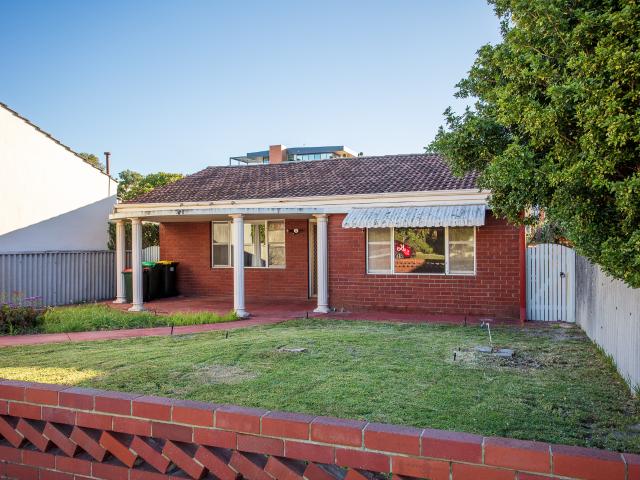 MOUNT LAWLEY, WA 6050