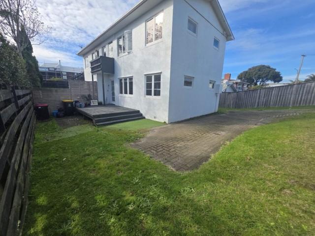 mount maunganui, 2 bedrooms