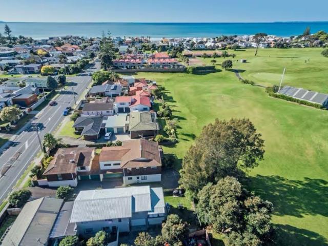 mount maunganui, 2 bedrooms