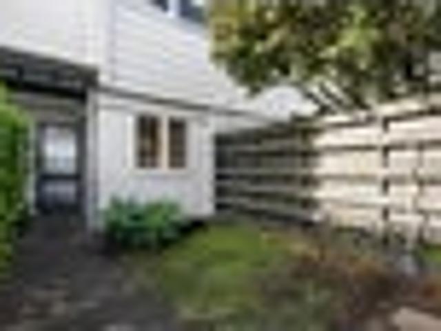 Mount Roskill, 1 bedroom, $520 pw