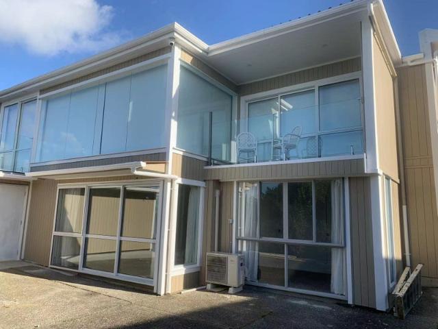 mount roskill, 2 bedrooms