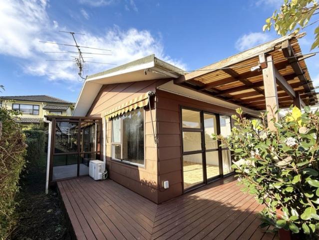 mount roskill, 2 bedrooms