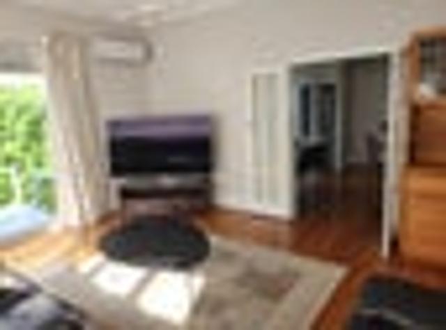 Mount Roskill, 2 bedrooms, $680 pw