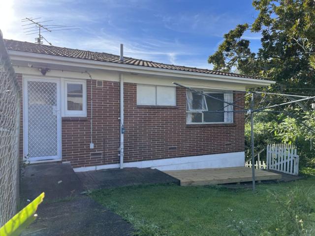 mount roskill, 2 bedrooms