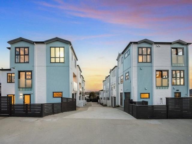 Mount Roskill, 3 bedrooms