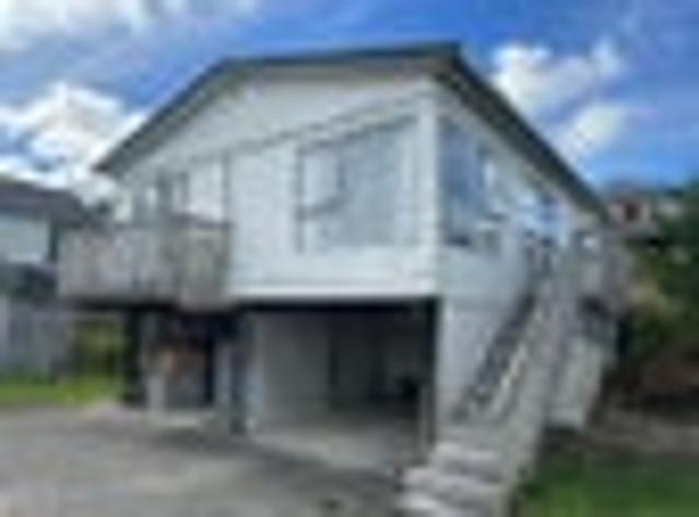 Mount Roskill, 4 bedrooms, $795 pw