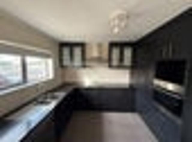 Mount Roskill, 4 bedrooms, $820 pw