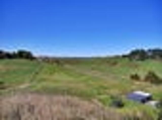 Mountain views and potential to sub divide!