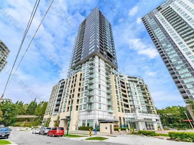 Mountain Views, Corner Suite near Boundary/Kingsway