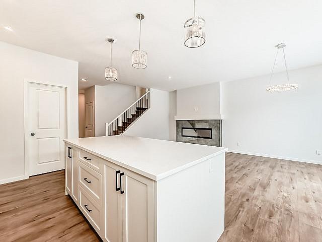 Mountain Views, Fronting A Park, 4+1 Bedroom, Turnkey, 2024