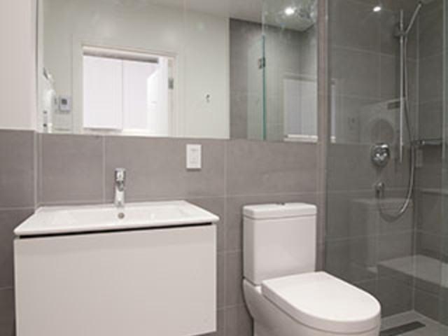 Mountain Place Studio Apartment for Rent at 3468 Rue Drummond, Montréal, QC H3G 1Y4