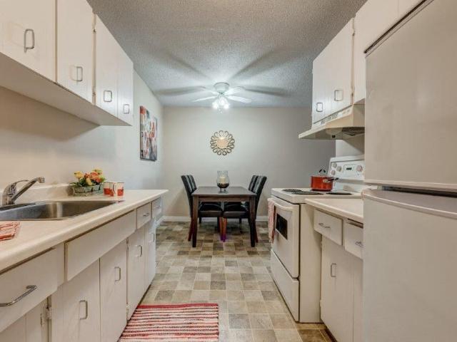 Mountainview Apartments Studio Apartment for Rent at 1903 8 Ave Ne, Calgary, AB T2E 0T3 Mayland Heights