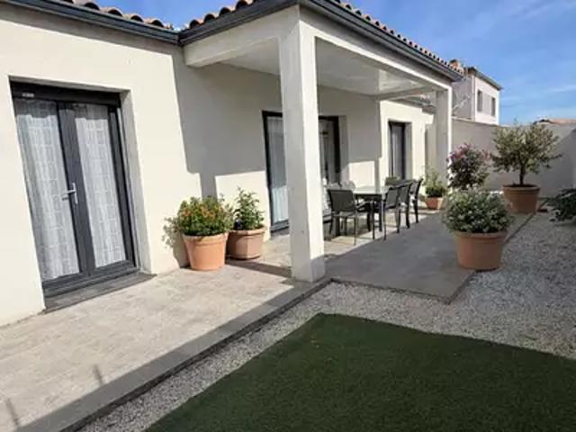 Moussan 11120 Achat / Vente maison 4 pièces t4 au dernier étage parking