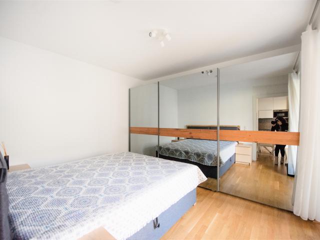 Move in and feel good living at the Alte Donau quiet and close to the city center