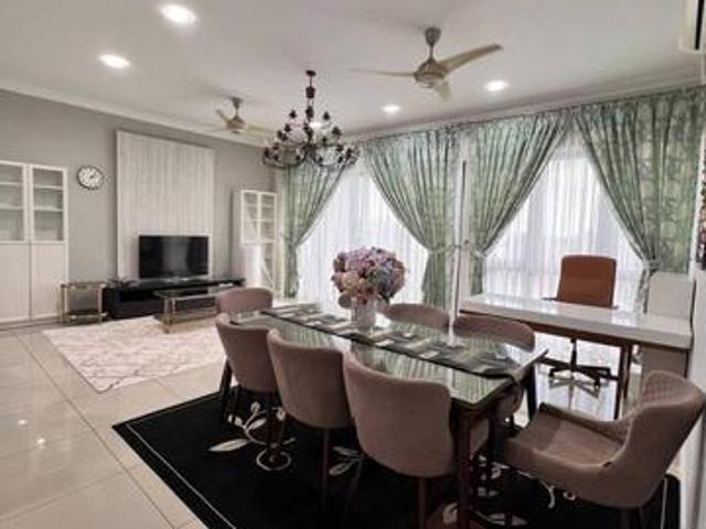 MOVE iN CONDiTiON 2 CARPARK 16 Quartz Sky Villa Taman Melawati