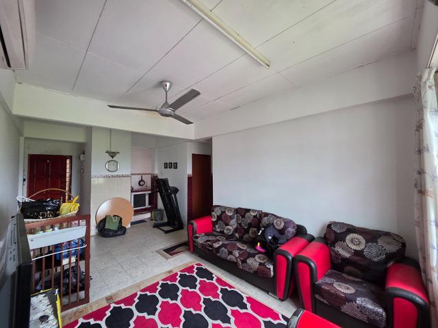 Move in Condition Apartment Kenanga Taman Bukit Kinrara Puchong