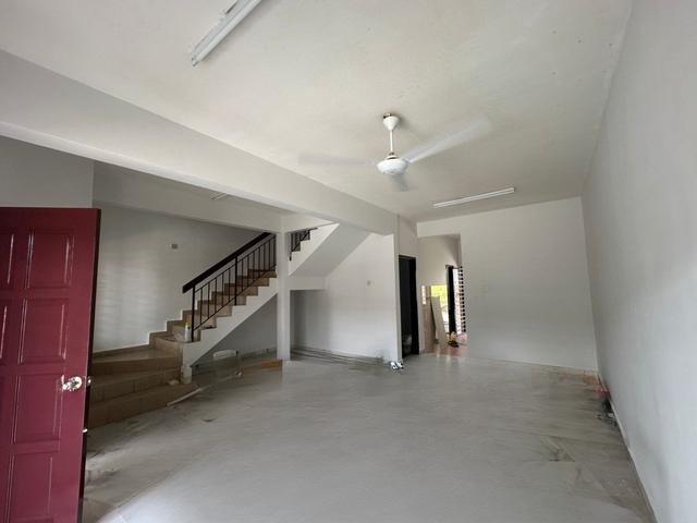MOVE IN CONDITION Double Storey Alam Perdana Puncak Alam for Sale