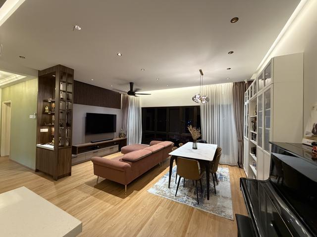 Move In Condition Fully Furnished House with 3 Parking Bay