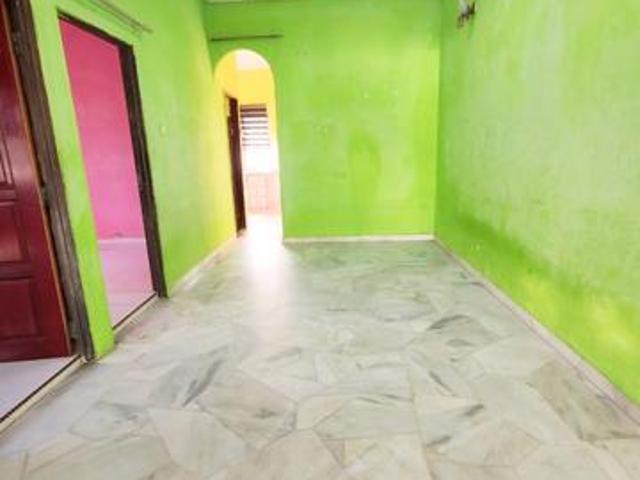Move in condition Only need minor renovation