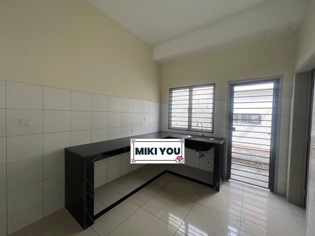 Move in conditionPenduline bandar rimbayu 2 storey house for rent
