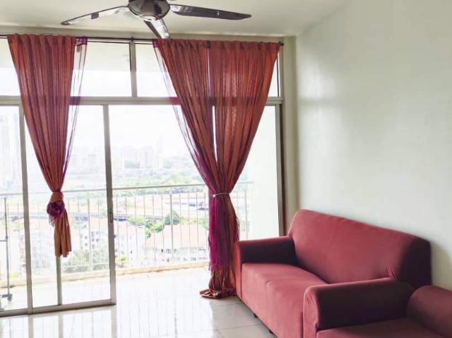 Move In Immediately Middle Rooms for rent