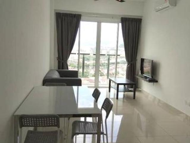 Move In Ready Fully Furnished Bay Residence with 1 Carpark