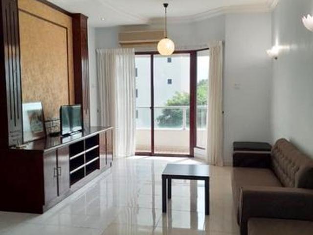 Move In Ready Fully Furnished Marina Bay Condo 2 Carparks