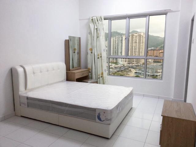 Move In Ready Full Furnished Renovated Golden Triangle 2 Carparks