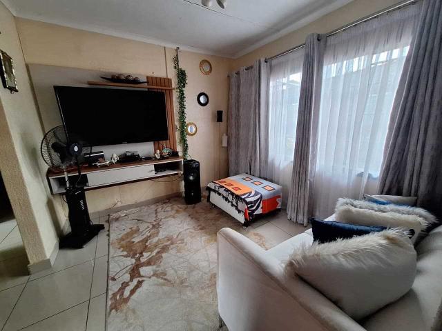 MOVE IN READY GEM IN ELANDSPOORT PTA. PERFECT FOR FIRST TIME BUYERS