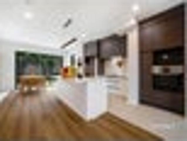 Move In Ready Home in Popular Stanmore Bay