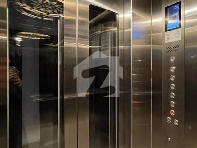 Move In Ready Luxury 1 Bed | 2nd Floor | Sector G Bahria Enclave Flat For Sale