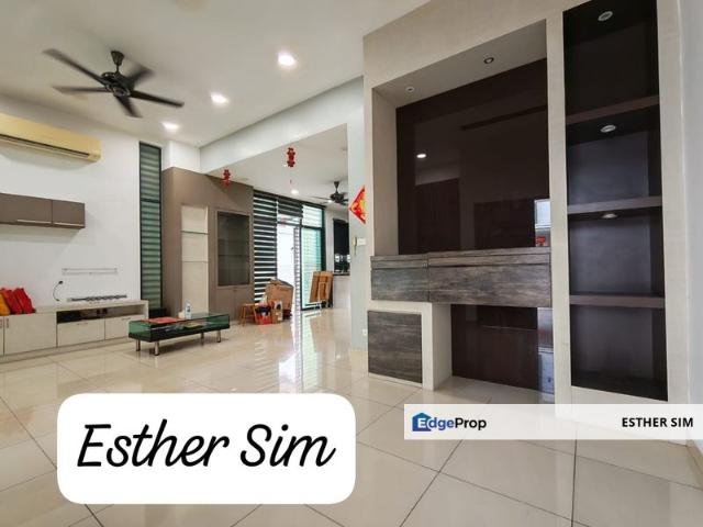 Move In Ready Luxury: Gated And Guarded 3 Storey Semi D in the Heart of Raja Uda