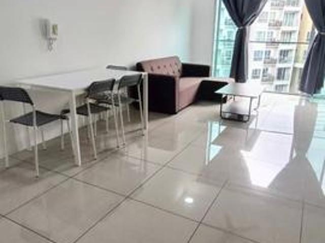 Move In Ready Renovated Furnished 2 Rooom Quaywest Residence