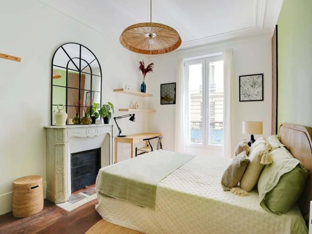 Move into a pleasant 12 m² bedroom CL44