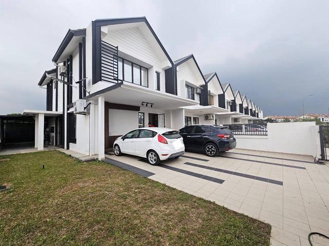 MoveIn Cond 2 Storey Terrace End Lot Setia Alam Sari Avis 2 Bangi