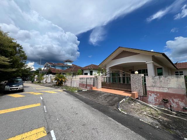 MoveIn Ready Banglo Kulim Fully Furnished 4230sf Auto Gate CCTV