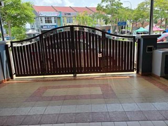 MoveIn Ready Double Storey Terrace with Furniture and Appliances Incl