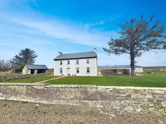 Moyasta, Kilrush, Co. Clare, V15X882 is for sale