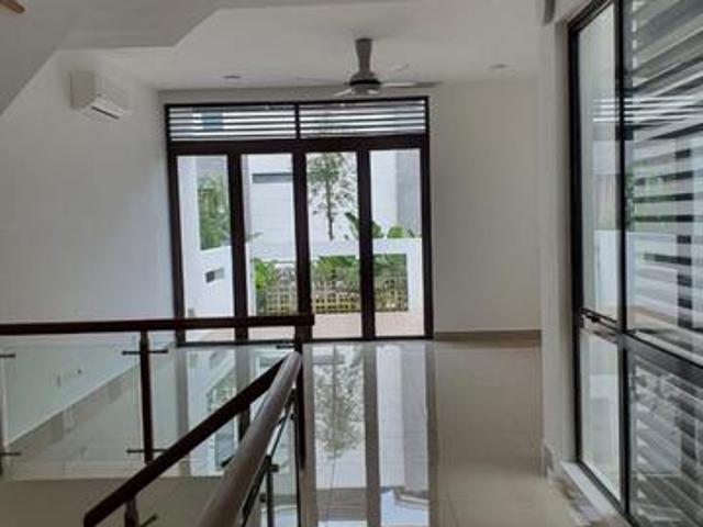 Mozart 3 Storey Terrace Symphony Hills Cyberjaya