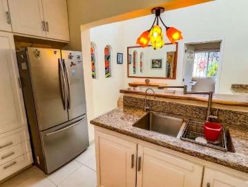 MLS ID: CAR10394 Secrect Garden