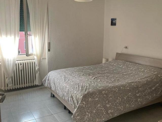MM Segneri ampia stanza via Lorenteggio205