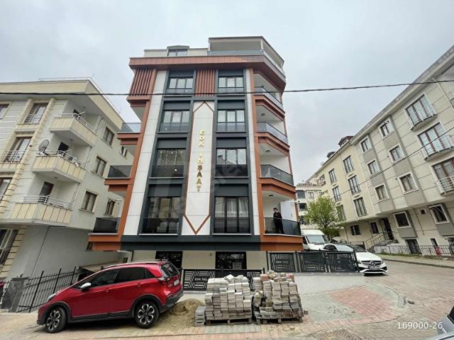 MMETRO VE METRO GARDEN AVM'ye YÜRÜME MESAFESİNDE 1+1 ARAKAT